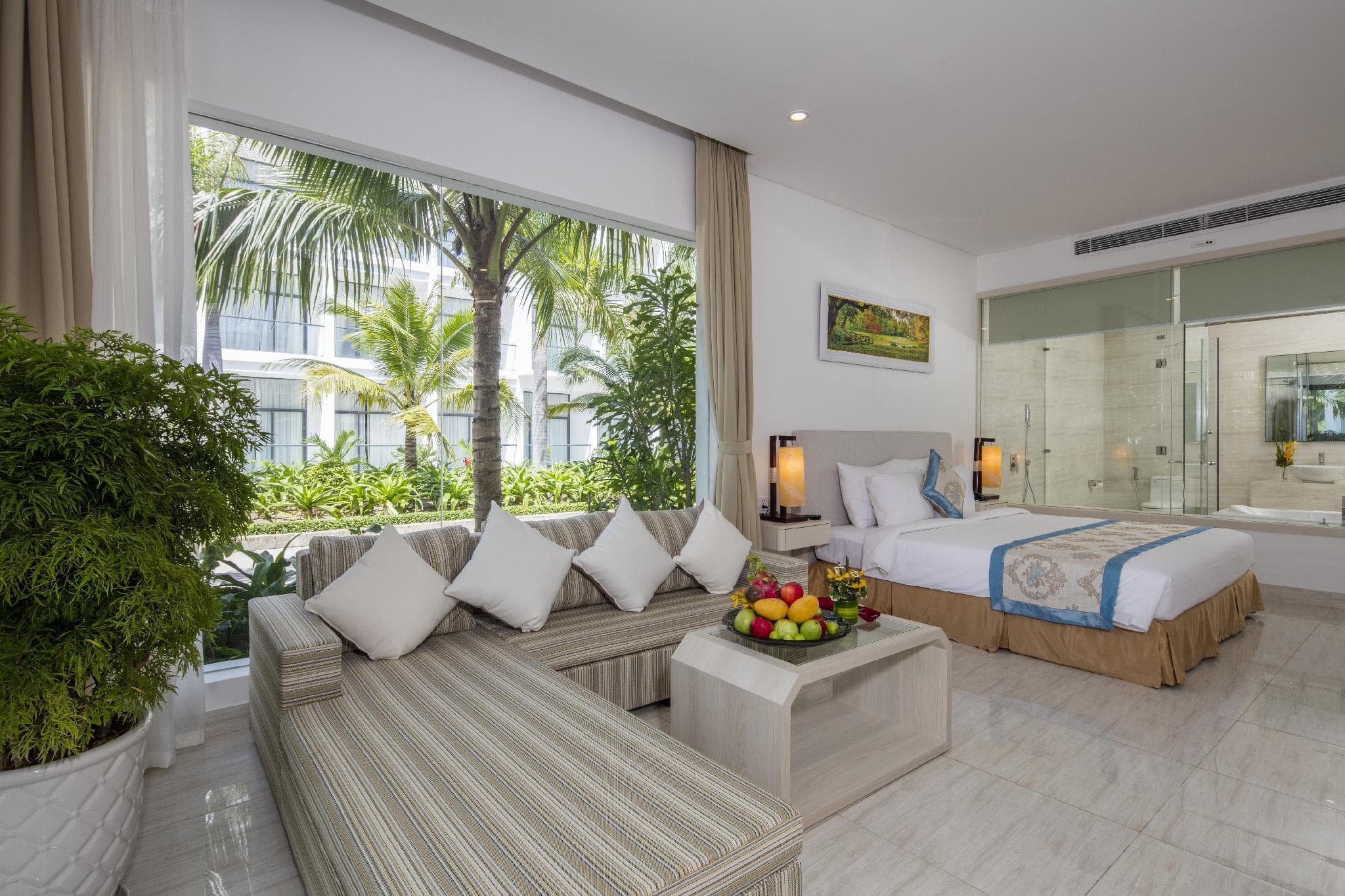 Resort Nha Trang Có Bãi Biển Riêng - Diamond Bay Condotel – Resort Nha Trang