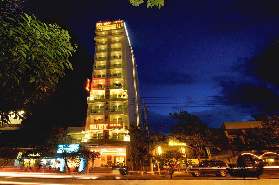 khách sạn 3 sao mặt biển nha trang-Ruby Hotel Nha Trang