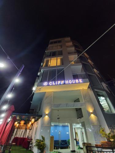 khách sạn 3 sao mặt biển nha trang-Cliff Hotel Nha Trang