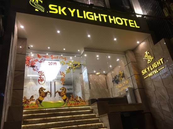 khách sạn 3 sao gần bãi biển nha trang-Skylight Hotel Nha Trang